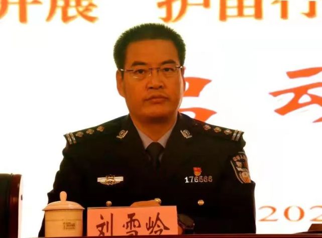 县公安局局长刘雪岭为新蔡二高师生讲授开学第一课