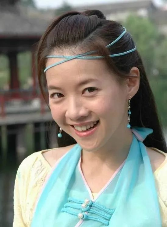 《三揭皇榜》时期的她《傻王闯天下》时期的她还是《名扬花鼓》时期的