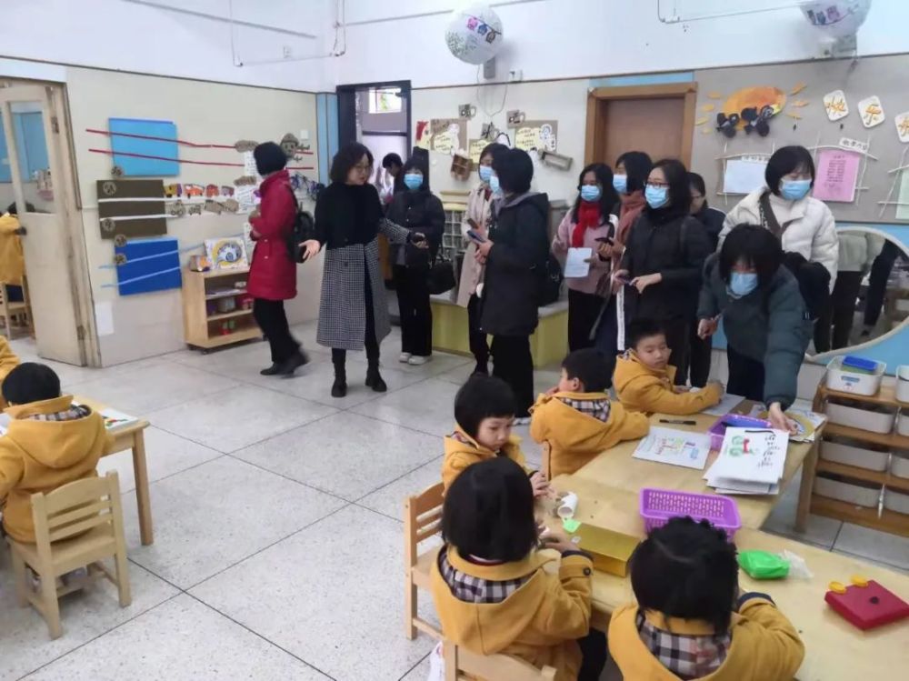 培训过程中,一行人来到汕头市中山幼儿园跟岗实践学习.