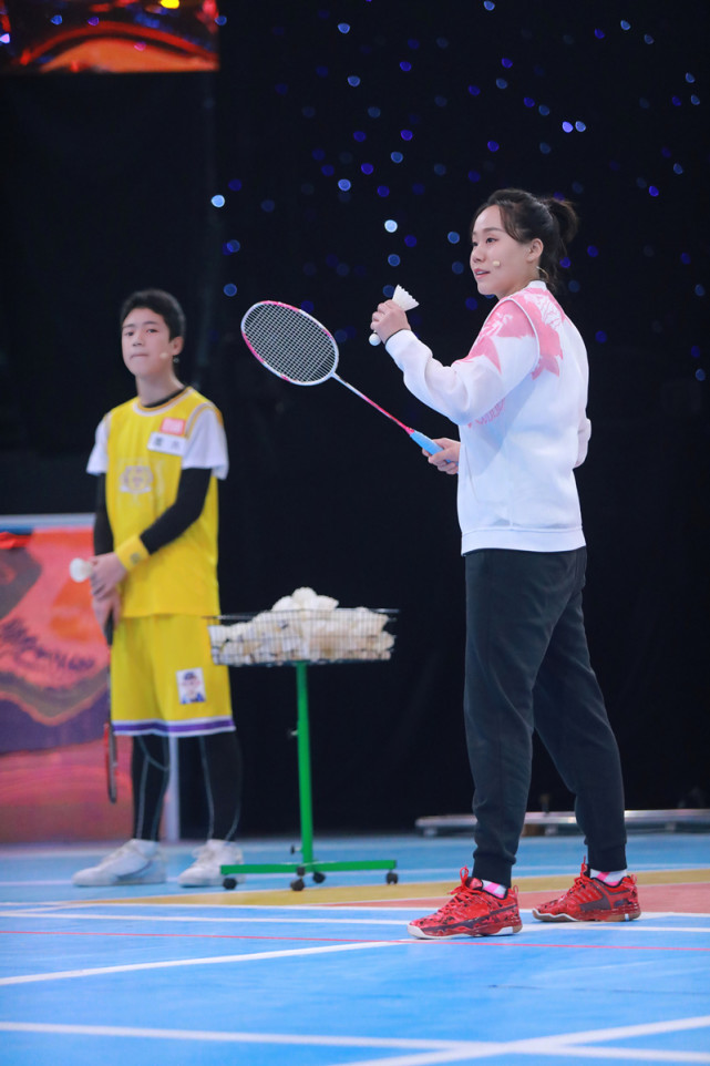 《运动不一样6》 赵芸蕾使出各种"神"战术 小学生勇夺三金