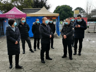 督查悦来镇学校疫情防控及安全工作悦来镇党委书记陈良军大邑教育在