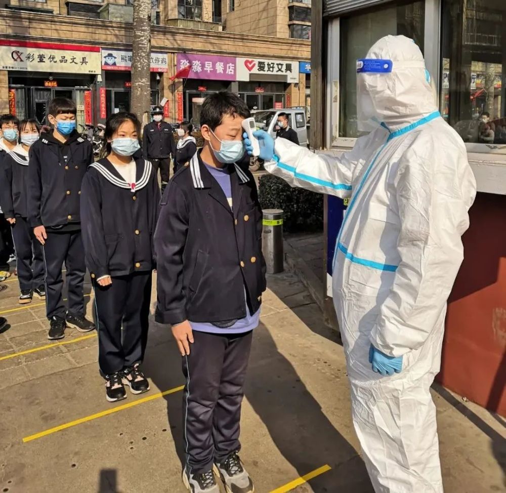 疫情防控宋古乡介休三中分别开展疫情防控应急演练