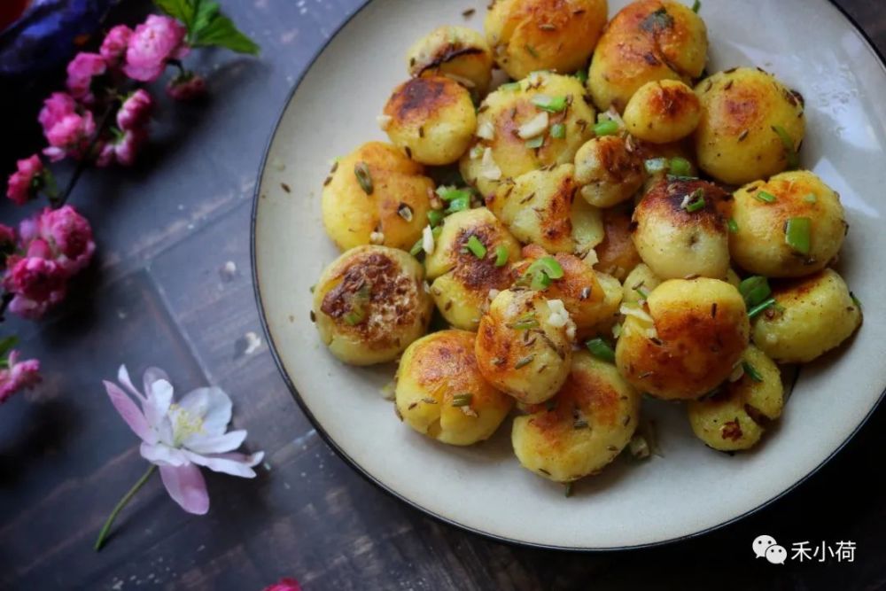 网红小土豆做法尝一口就停不下来一次学会多种口味