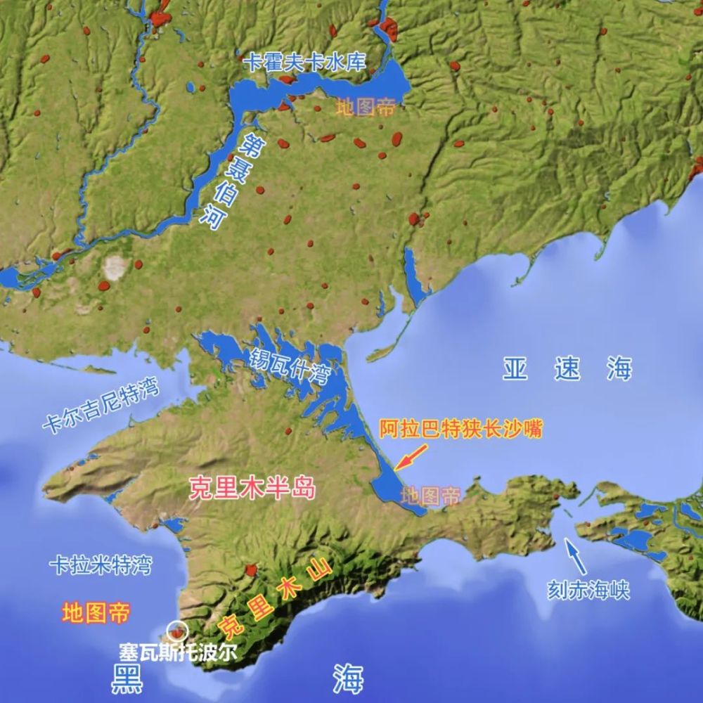 61万平方千米,位于半岛西南部的塞瓦斯托波尔约864 平方千米.