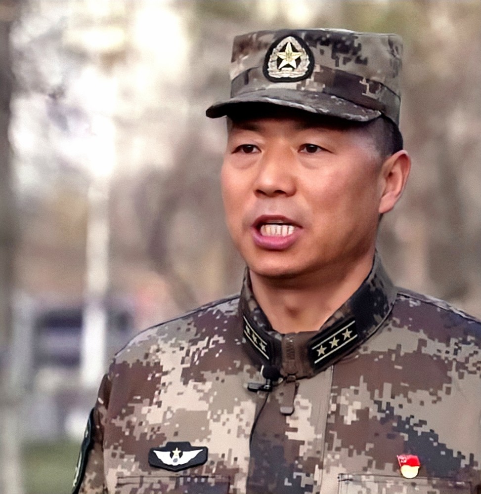 英雄团长祁发宝的二哥祁发贵老家守祖业军功章有他的一半