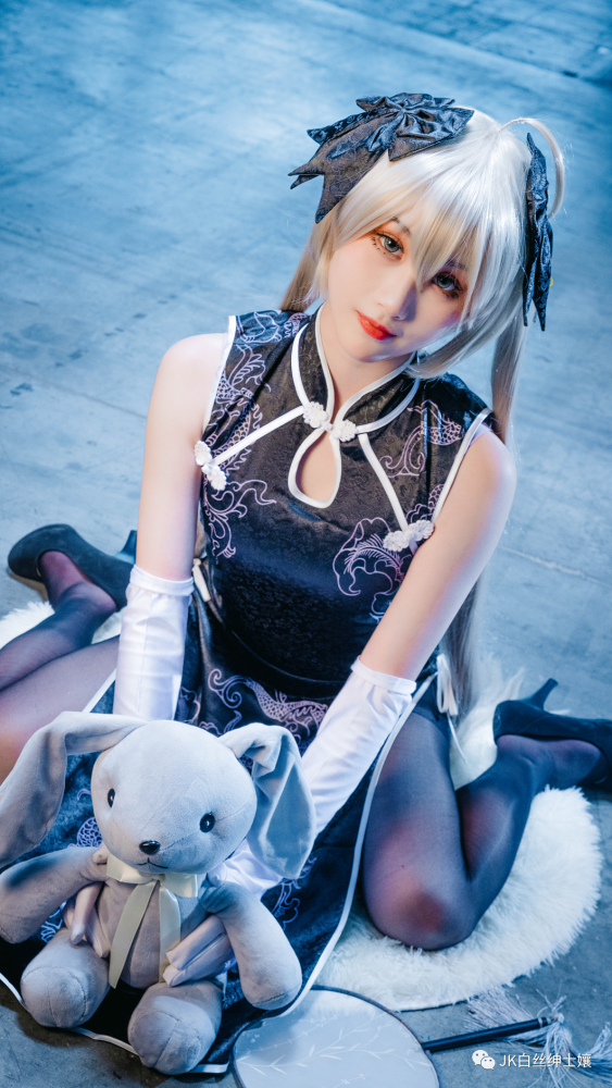 cos旗袍穹妹不得不停止对一个人的喜欢才是最痛苦的