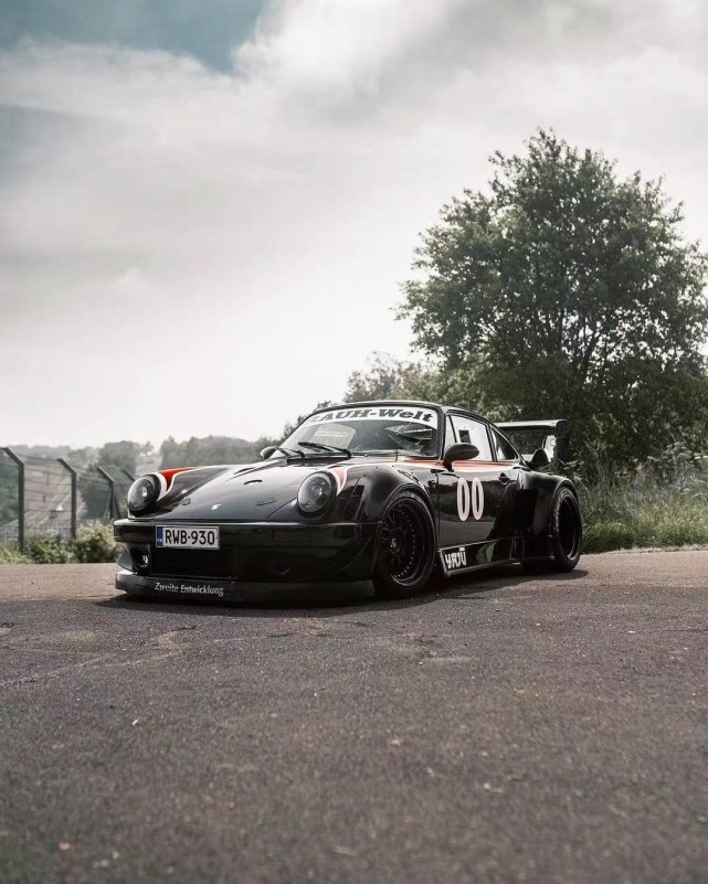 大宽体大尾翼的rwb把你的保时捷改成这样最少要花30万美元