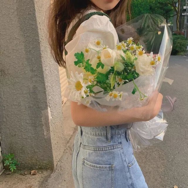 背影女生头像