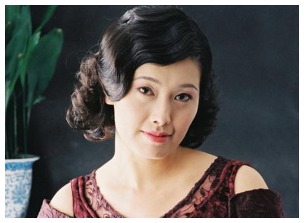 钻山豹申军谊为了贾妮我抛妻弃女贾妮的现任是我的好兄弟
