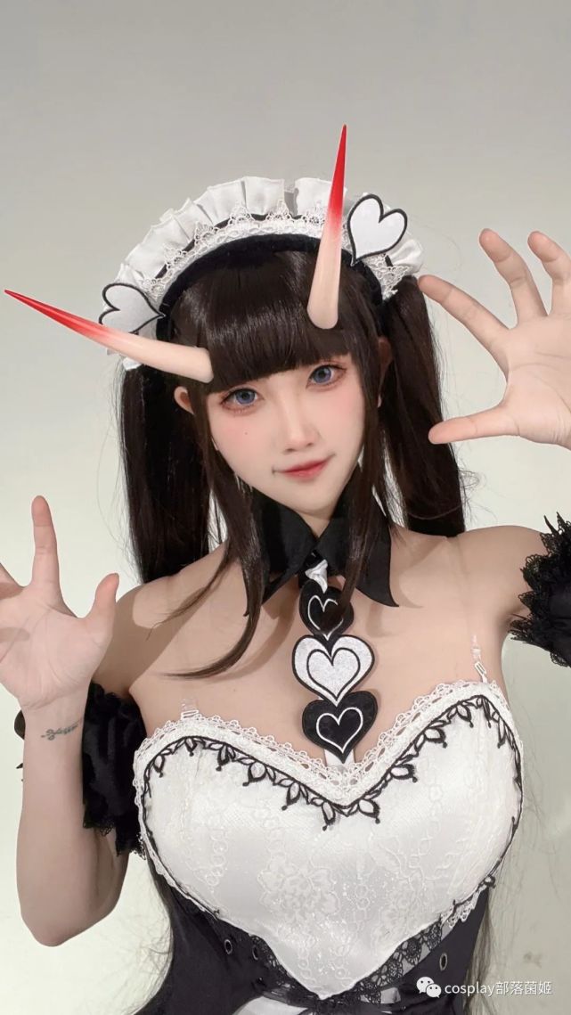 cos:碧蓝航线能代居家自拍@梓猫