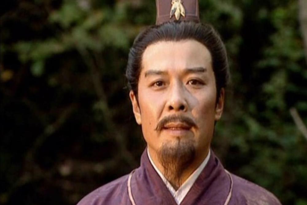 张飞逃命时丢下刘备的家眷 刘备只讲了一句话 如今成了黑帮名言 全网搜