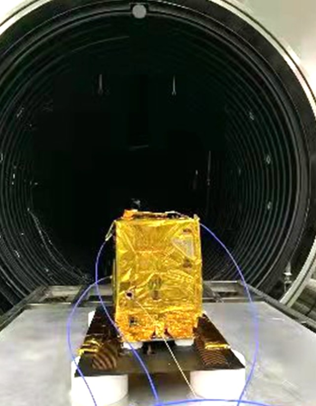 启明星一号环境试验与帆板展开测试"启明星一号"是启明星系列轩座