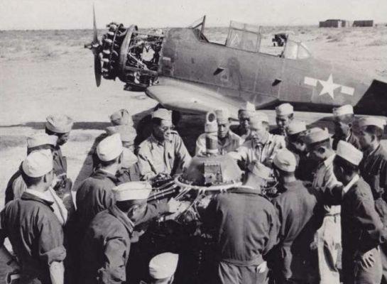 中日武汉空中大决斗陈怀民搏命撞击敌机给日本天皇庆生日