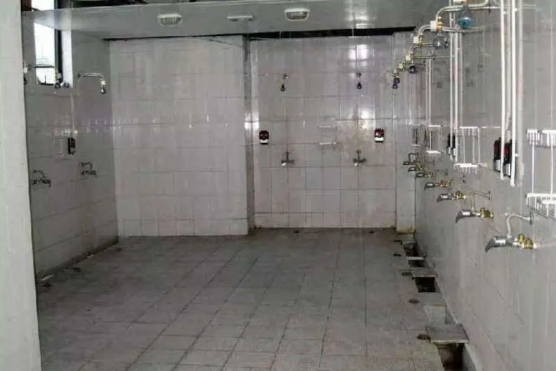 透过人世间看东北浴池进化史