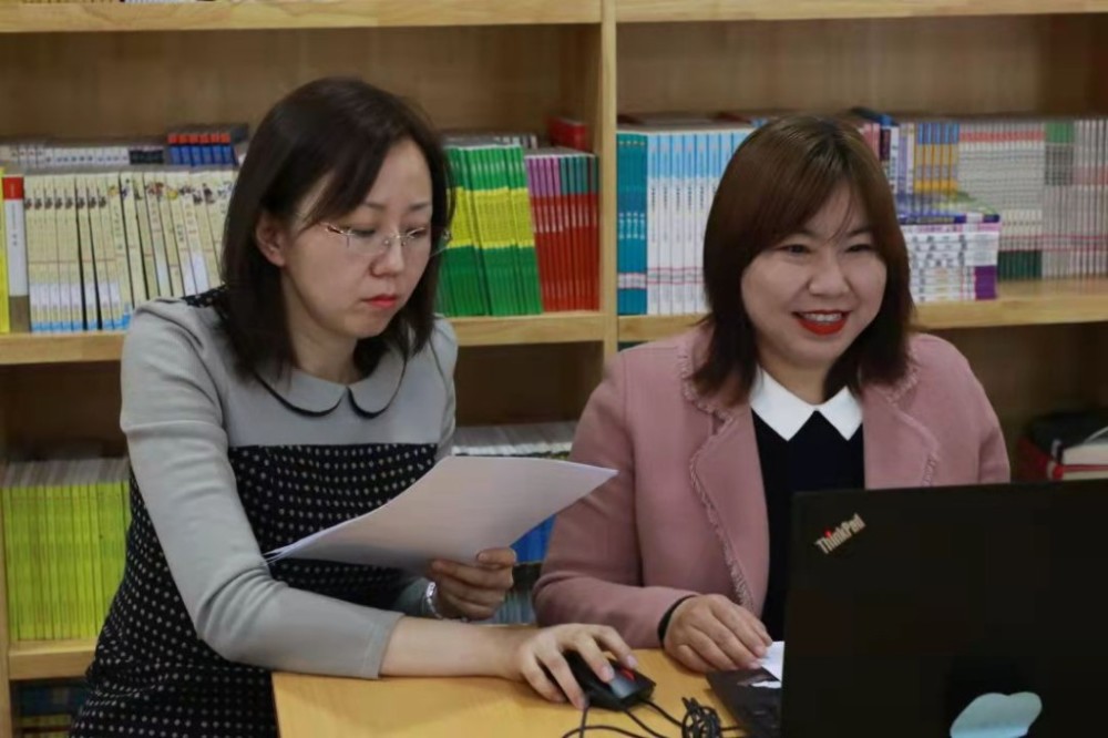 郭桠楠老师是刚入职的体育教师,他说:"开学时有学生问我,啥时候再带着