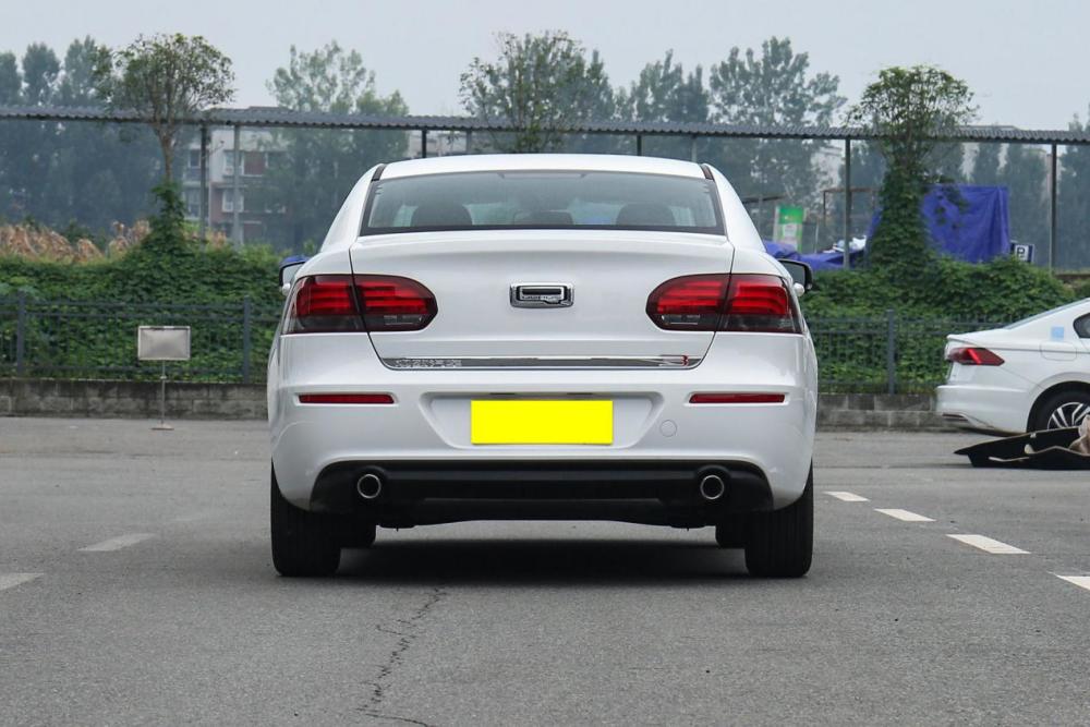 解析观致3车长4627mm油耗66l售价1059万值得入手吗