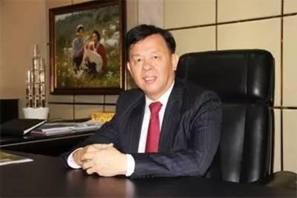 深圳四兄弟人人资产过亿其中一人身家225亿成首富有何来头