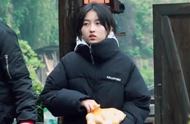 绯闻刚过不久张子枫活动生图又来袭成熟气质谁顶得住呀