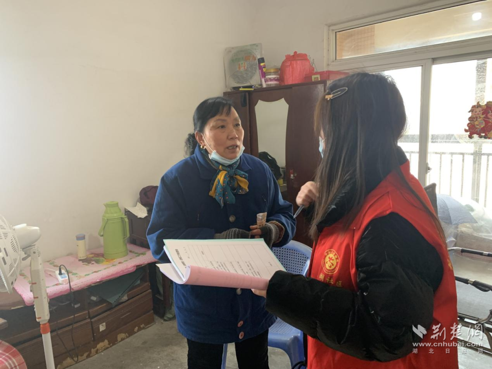 流动人口服务中心_服务管理好流动人口宝贵资源市人大常委会副主任盛建良督