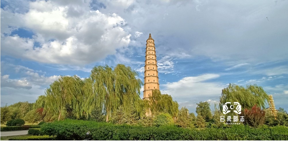 山西汾阳文湖圣景