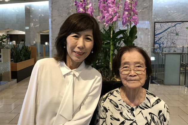 作者:奥田弘美(左一), 中村恒子(右一)家财万贯,周游世界建功立业,名