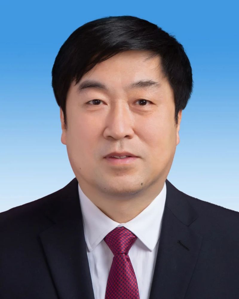 闫玉萍,女,汉族,1969年5月生,中央党校研究生,中共党员,现任吕梁市