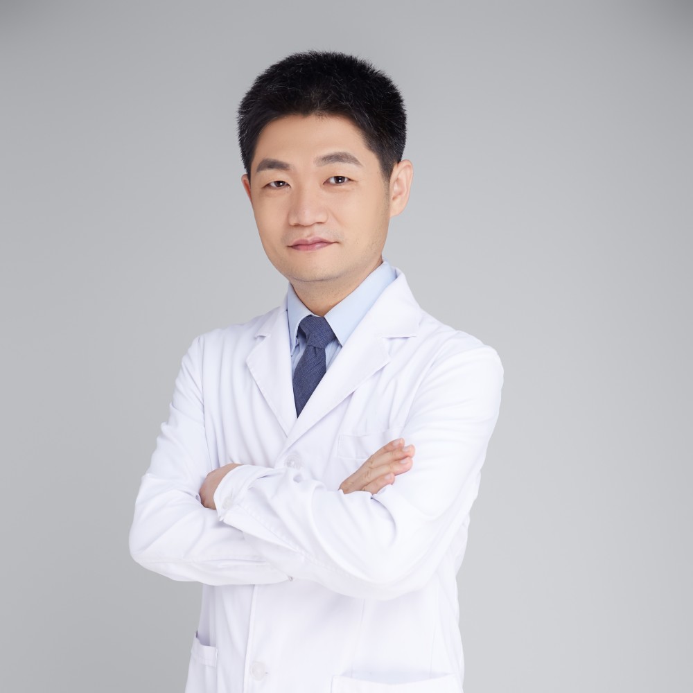 李肃  高博医学(血液病)上海研究中心 主治医师  医学博士原上海市第