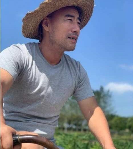 旭日阳刚主唱王旭有个好老婆他从没有绯闻收入全部交给妻子