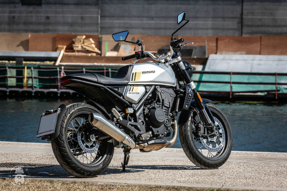 在这个社会环境下比比皆是,在竞争日益激烈的环境下闭门造车并不可取