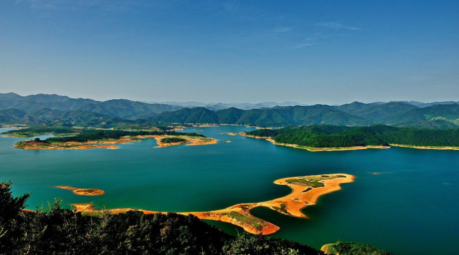 百色澄碧湖水源保护周边村屯付出牺牲亟需帮扶