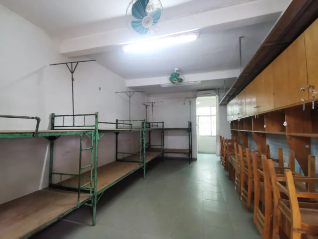 13,东莞理工学院14,广州航海学院15,广东技术师范大学16,佛山科学技术