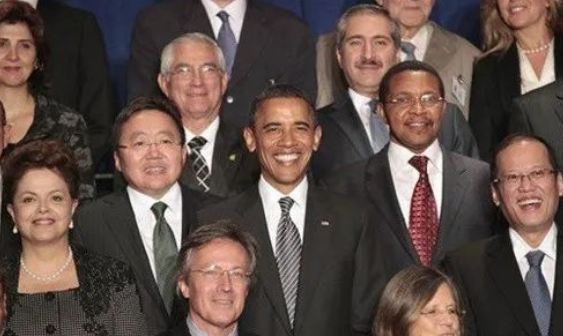 百年前美国一黑人女孩 因太有钱了 美国州政府竟宣称她是白人 腾讯新闻