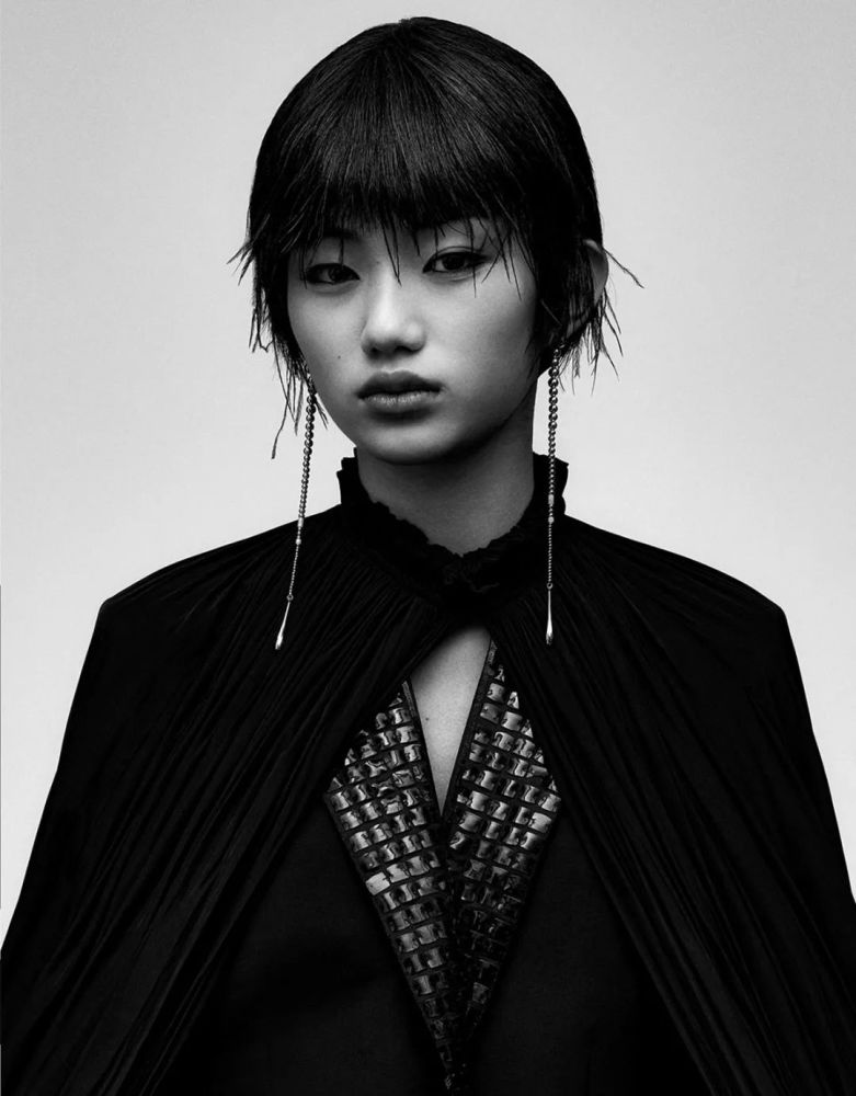 刘艺×《红秀grazia》|新生面孔,不止一面插图2