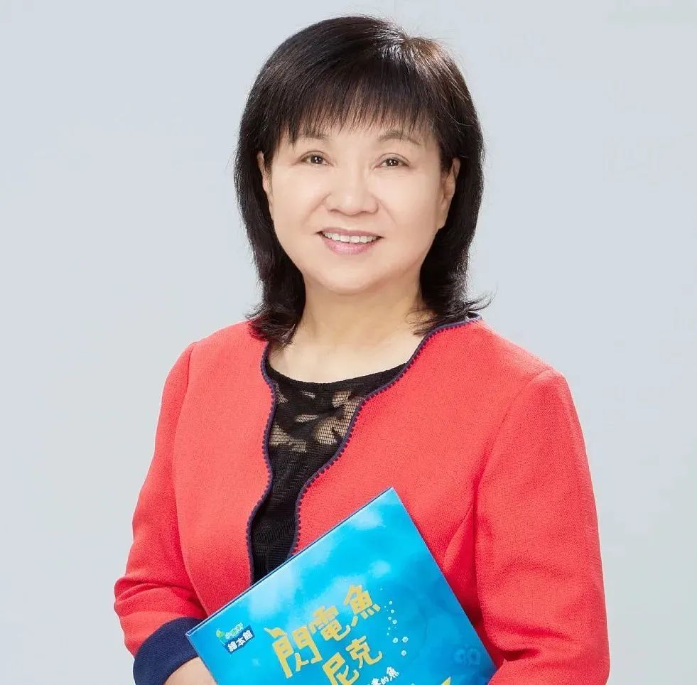 主讲简介花婆婆以国际视野,站在促进生命成长的高度,将课程的知识性与