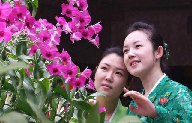 来朝鲜旅行女导游传授秘籍如何分辨当地有钱人