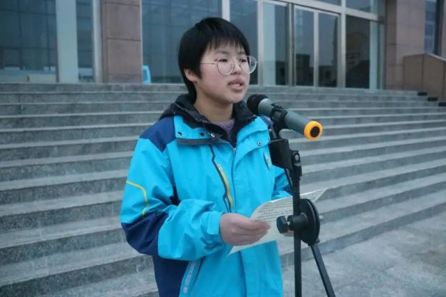 【城关风采】澄城县城关中学八年级10班侯嘉芮在2021-2022学年度下