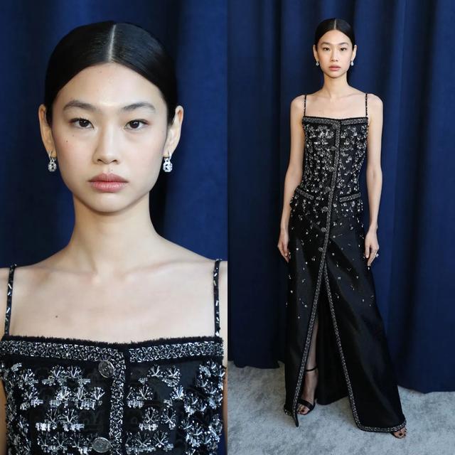 郑浩妍凭鱿鱼游戏获奖穿lv刺绣礼服上台捧奖杯落泪太优雅了