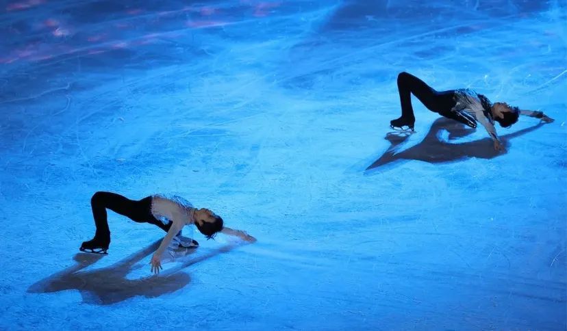 她的燕式巡场让大家明白什么叫做真身轻如燕.
