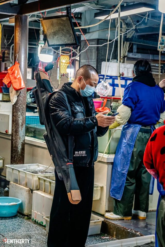 武汉华南海鲜市场野味图片