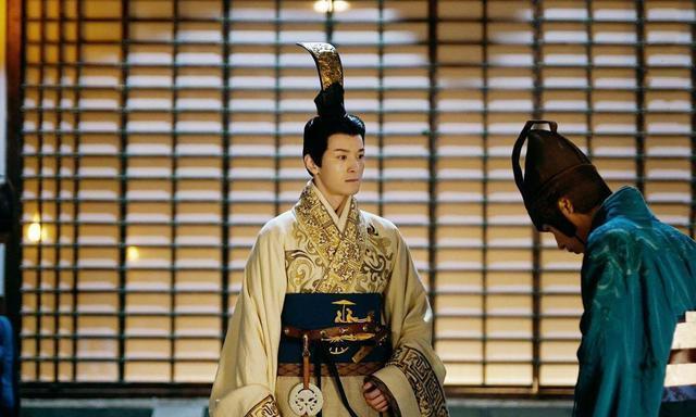 甘罗直截了当地告诉赵悼襄王:目前燕国的太子丹在秦国当人质,而张唐又