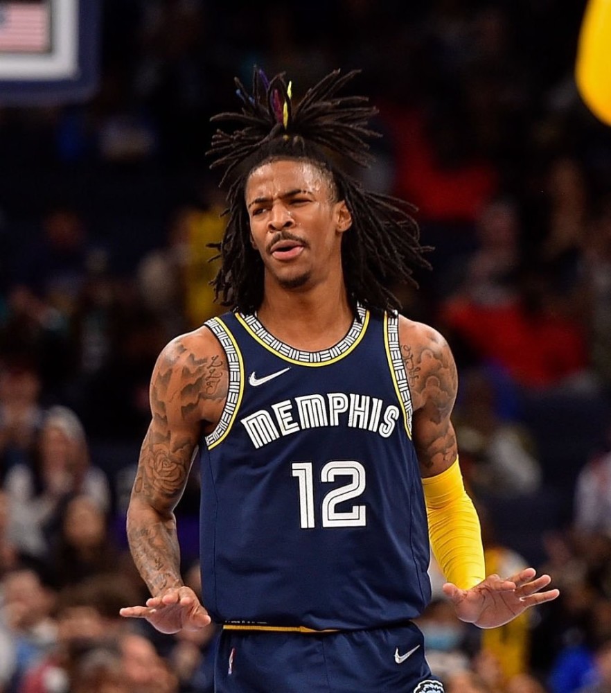 如果超越勇士,对于莫兰特来说,他有机会和生涯第三年