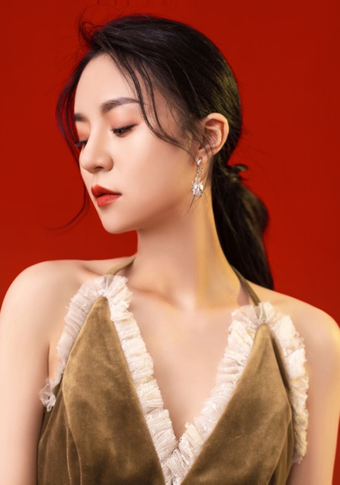 模卡推荐艺人李佳霖