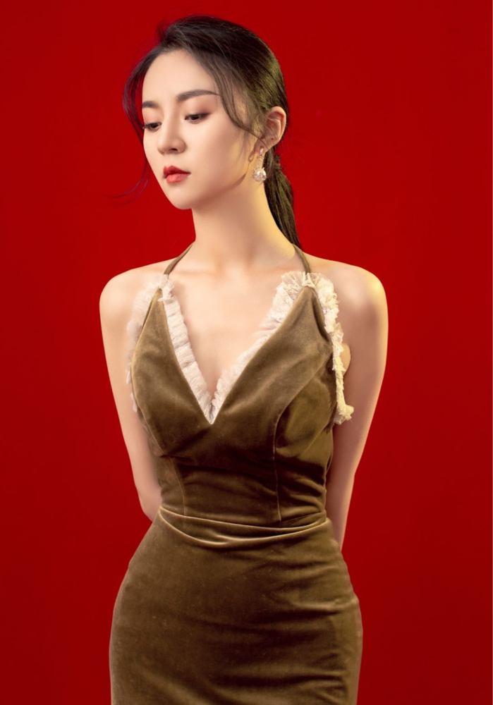 模卡推荐艺人李佳霖