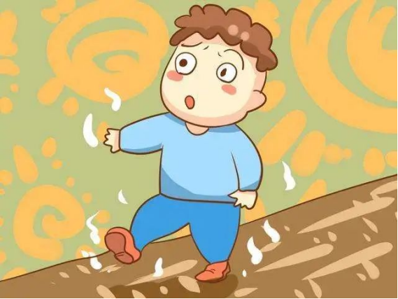 减少孩子走路踮脚向错误的习惯说不