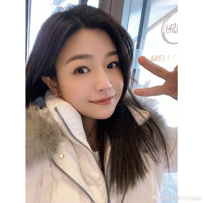 陈妍希透露自己拍戏瘦了粉丝喊话女神快换头像