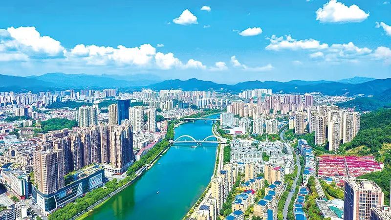 城市颜值再提升浏阳市城管局用上绣花功夫