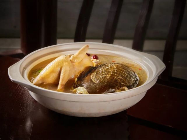 (1)灵璧"霸王别姬"灵璧县,位于安徽省东北部,地处黄淮之间,钟灵毓秀