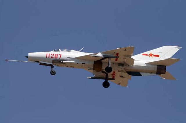 歼7系列战机广泛出口至亚非地区为后续机型研发奠定基础