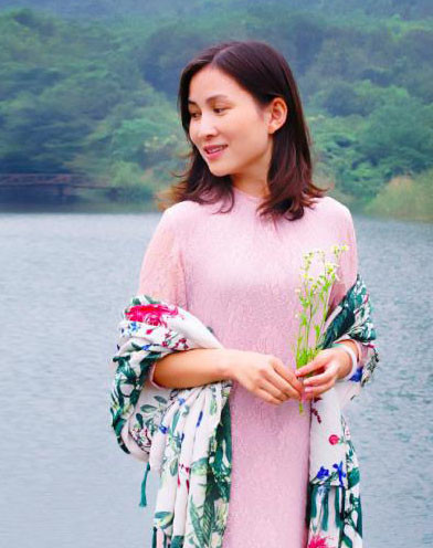 诸葛丽娜的草书豪放粗犷气势雄浑小楷细腻儒雅隶书稳重