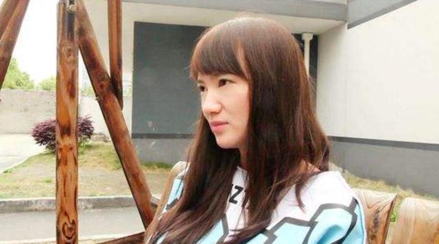 御驾亲征继王思聪之后lgd老板ruru注册成为和平精英职业选手